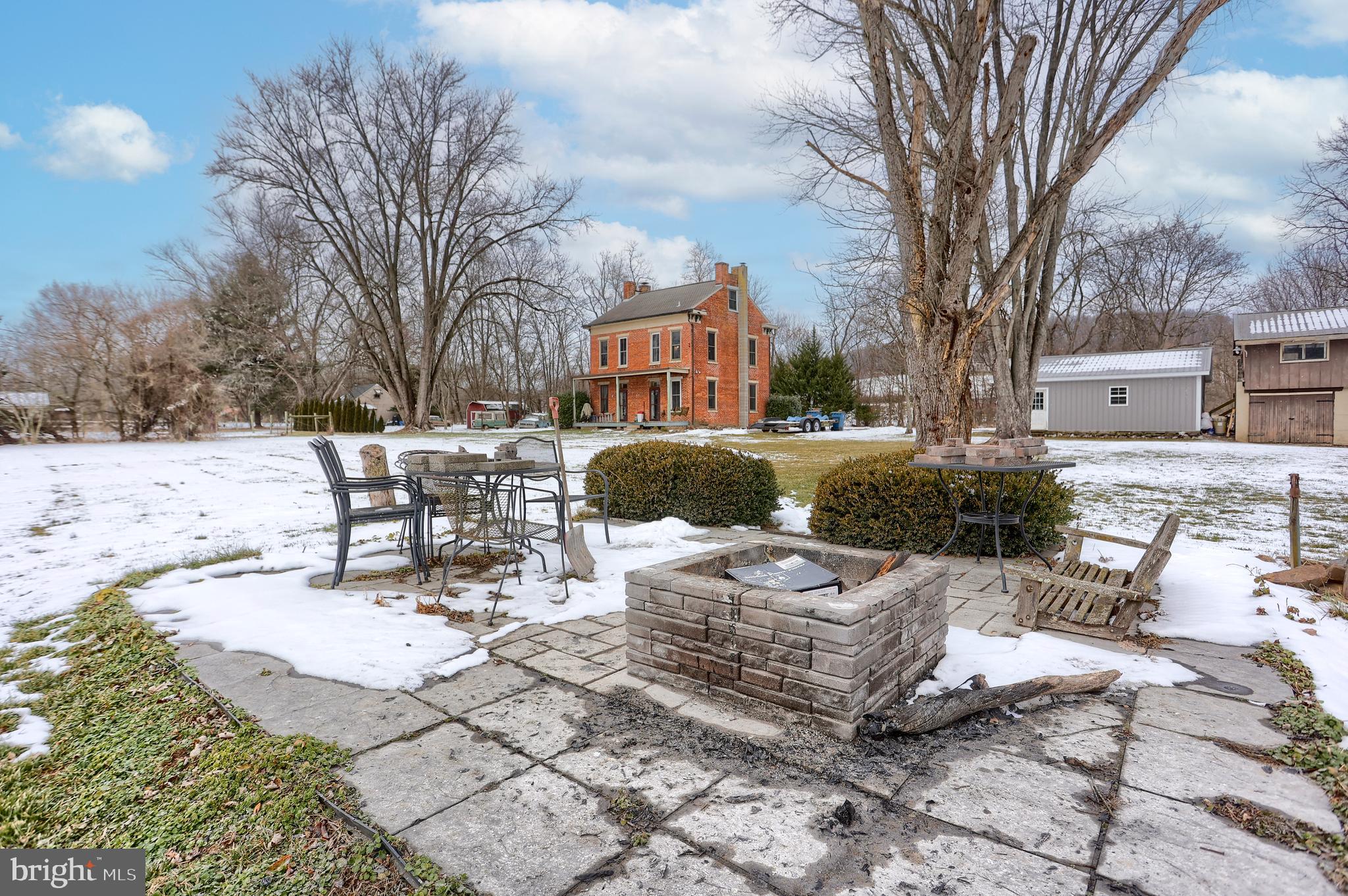 STRICKHOUSER VILLAGE - Residential