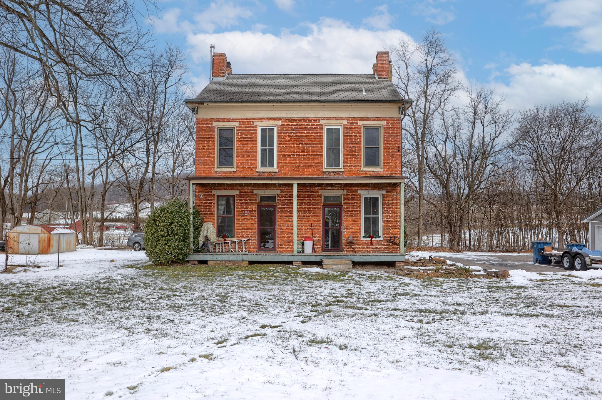 STRICKHOUSER VILLAGE - Residential