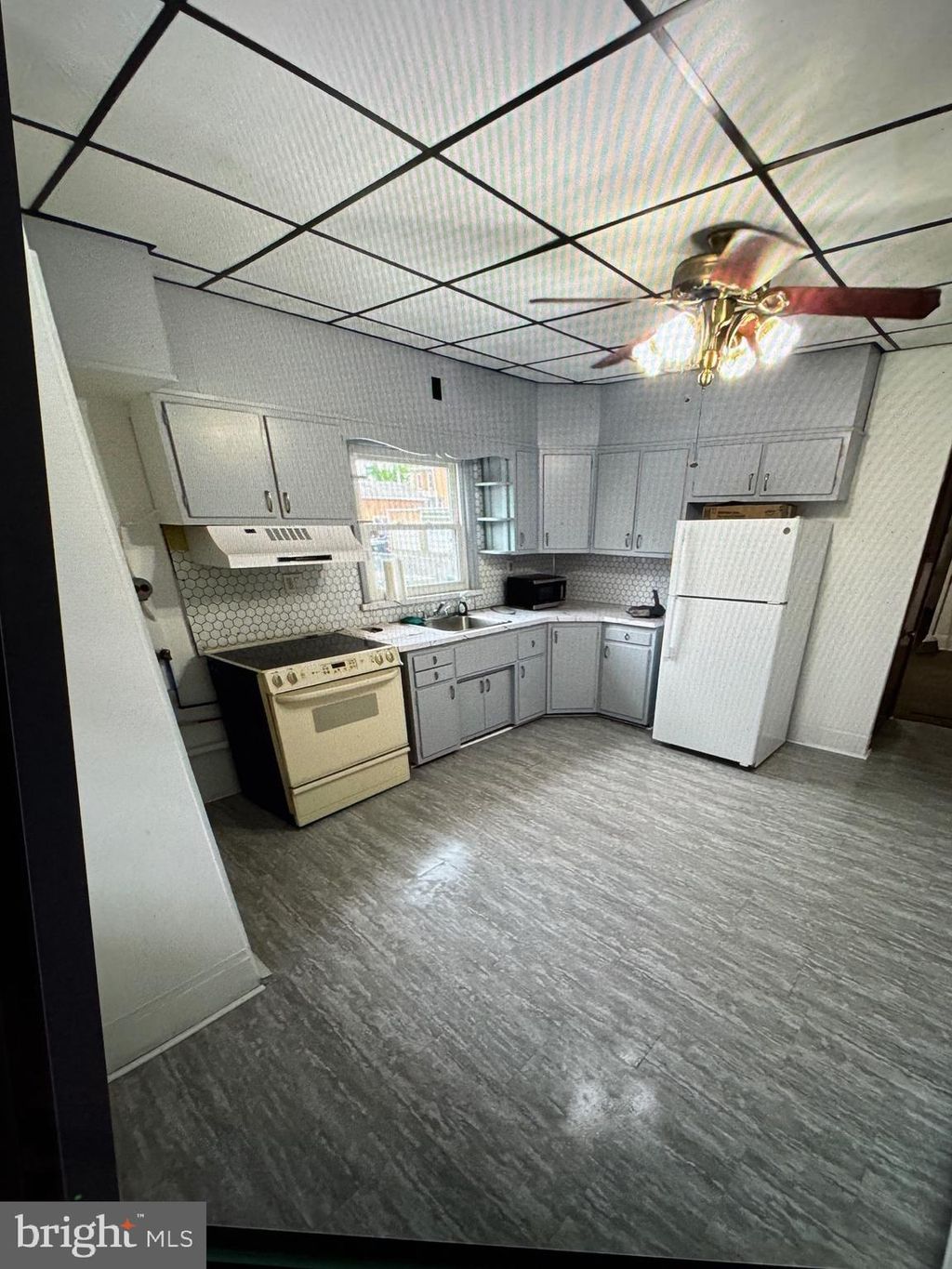 Photo of 834 E Market Street, MAHANOY CITY, PA 17948 (MLS # PASK2025750)