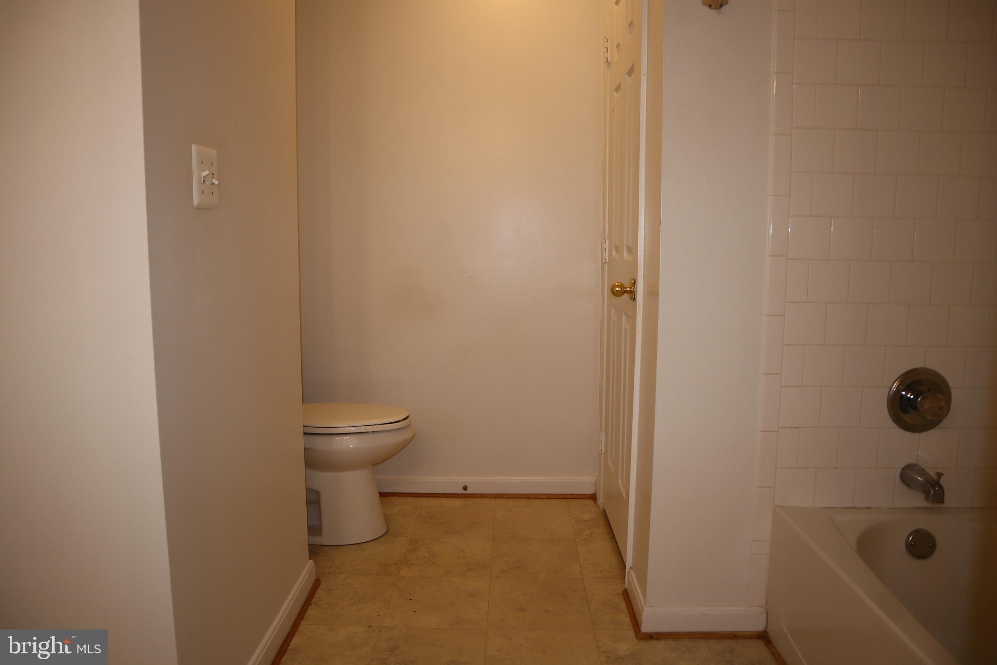 WOODLAND BOWIE CONDO - Residential