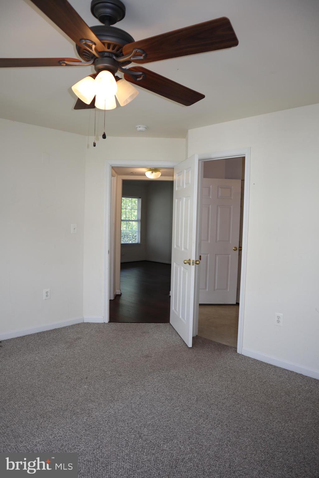 WOODLAND BOWIE CONDO - Residential