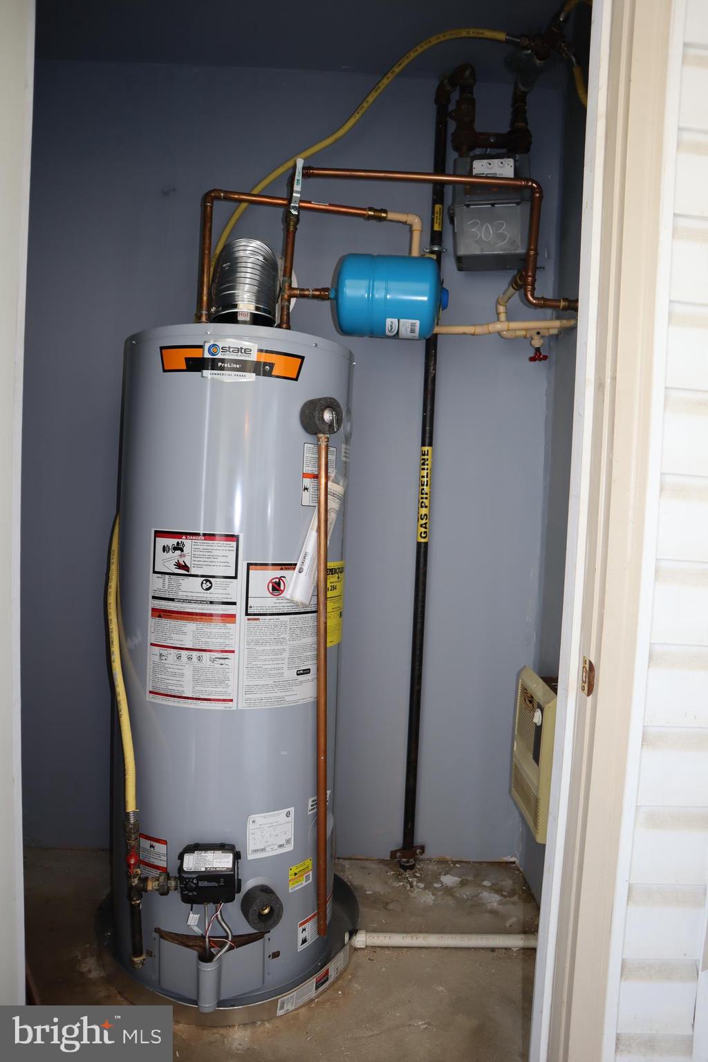 WOODLAND BOWIE CONDO - Residential