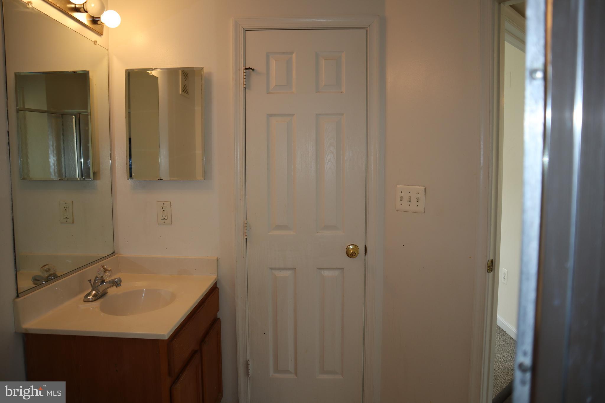 WOODLAND BOWIE CONDO - Residential