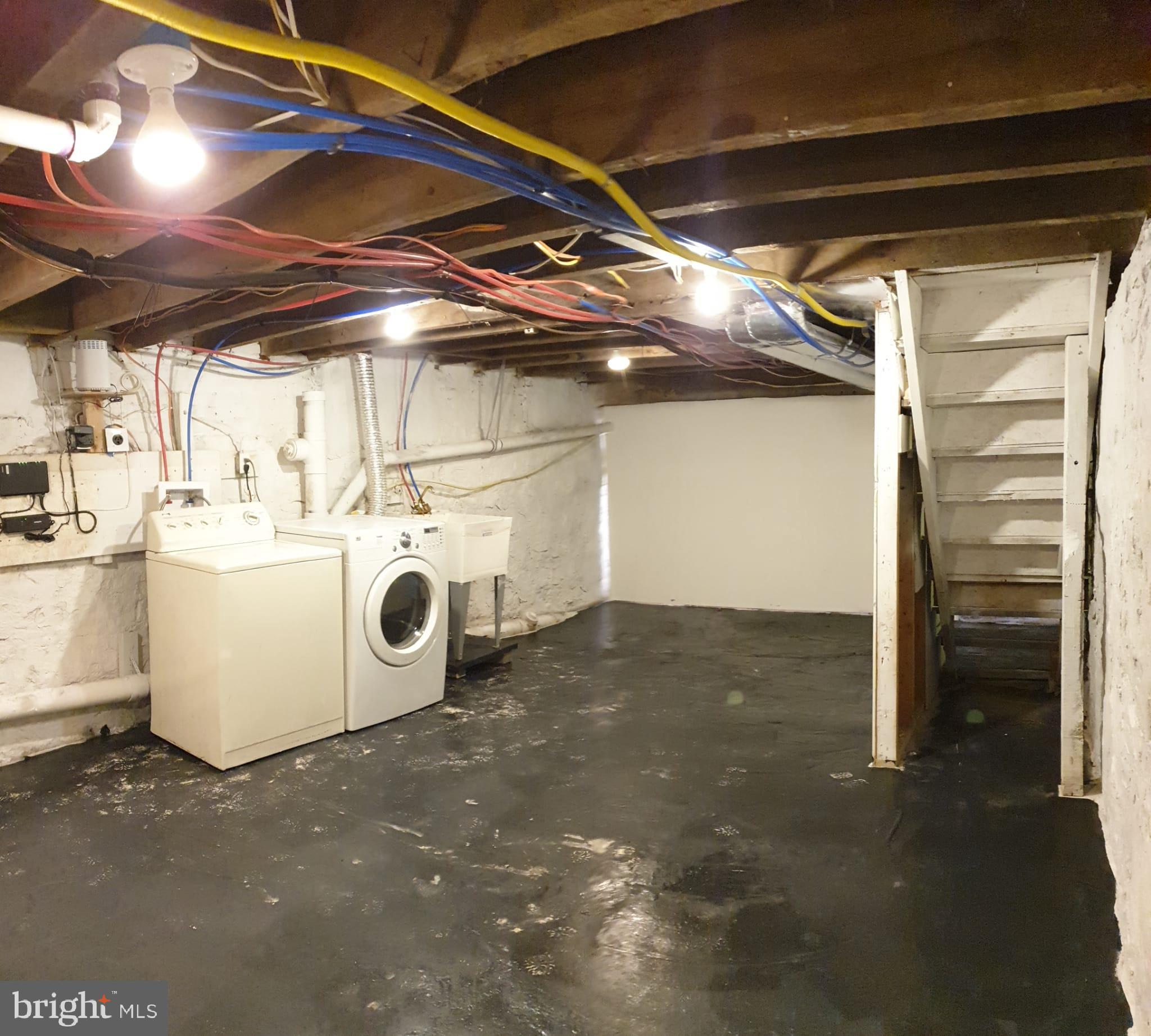 KENSINGTON - Residential