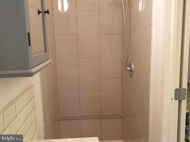 KENSINGTON - Residential