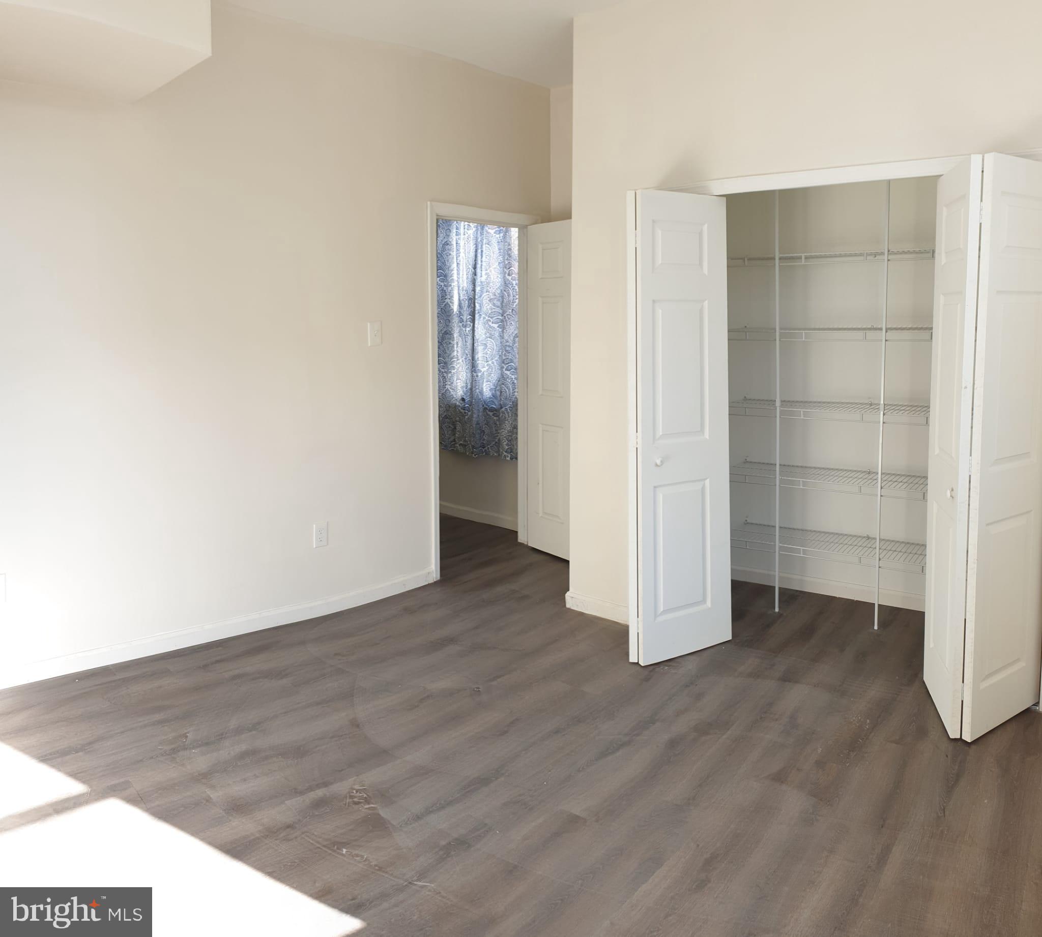 KENSINGTON - Residential