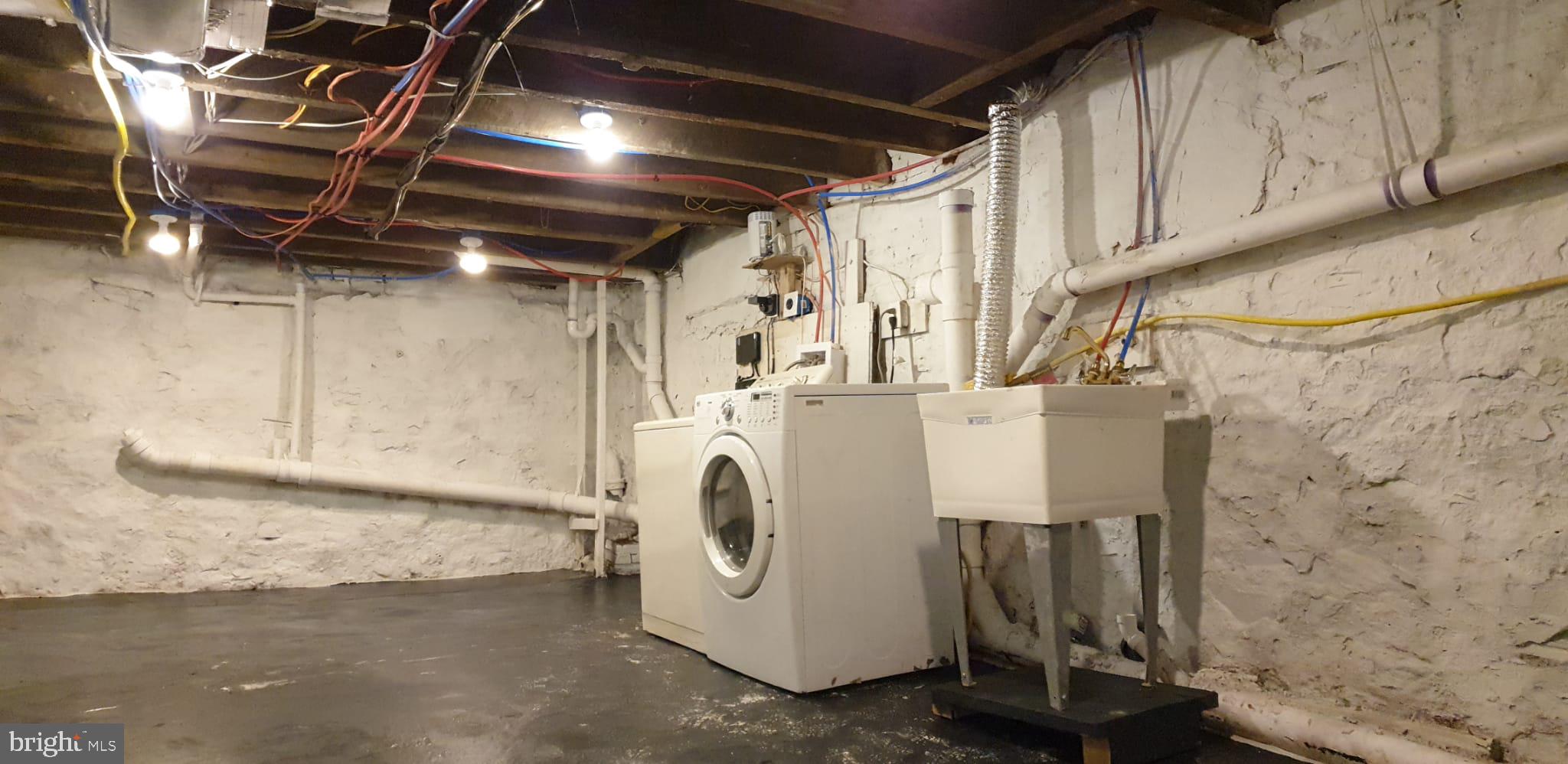 KENSINGTON - Residential