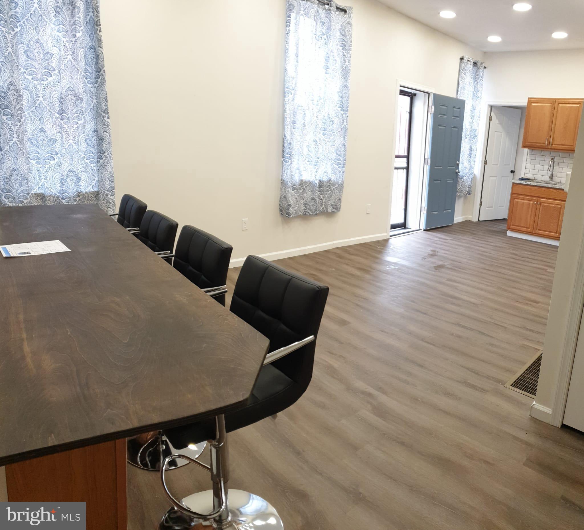 KENSINGTON - Residential