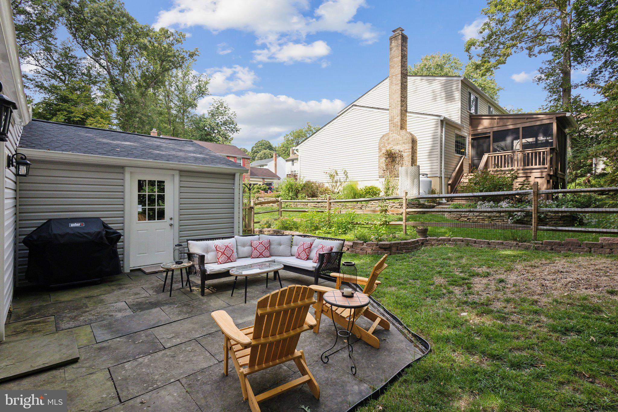 NEWINGTON FOREST - Residential