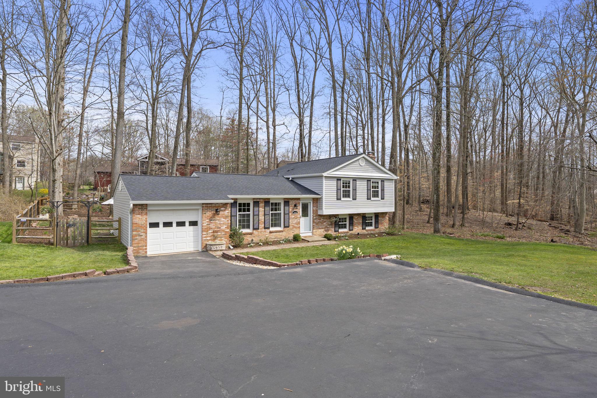 NEWINGTON FOREST - Residential