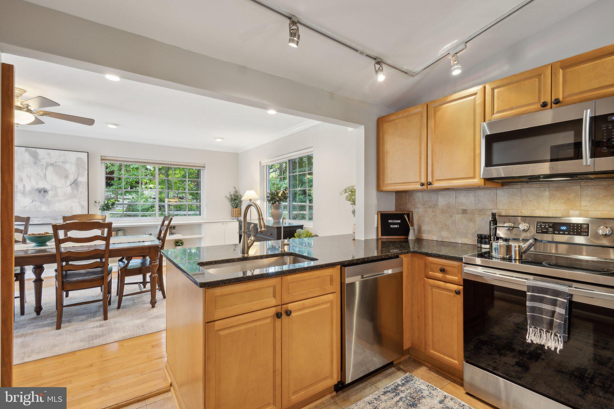 NEWINGTON FOREST - Residential