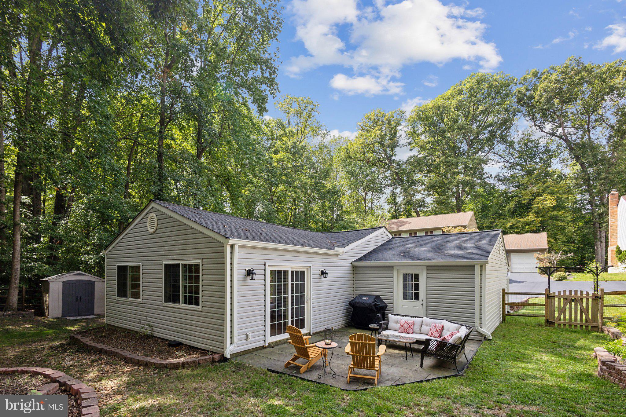 NEWINGTON FOREST - Residential