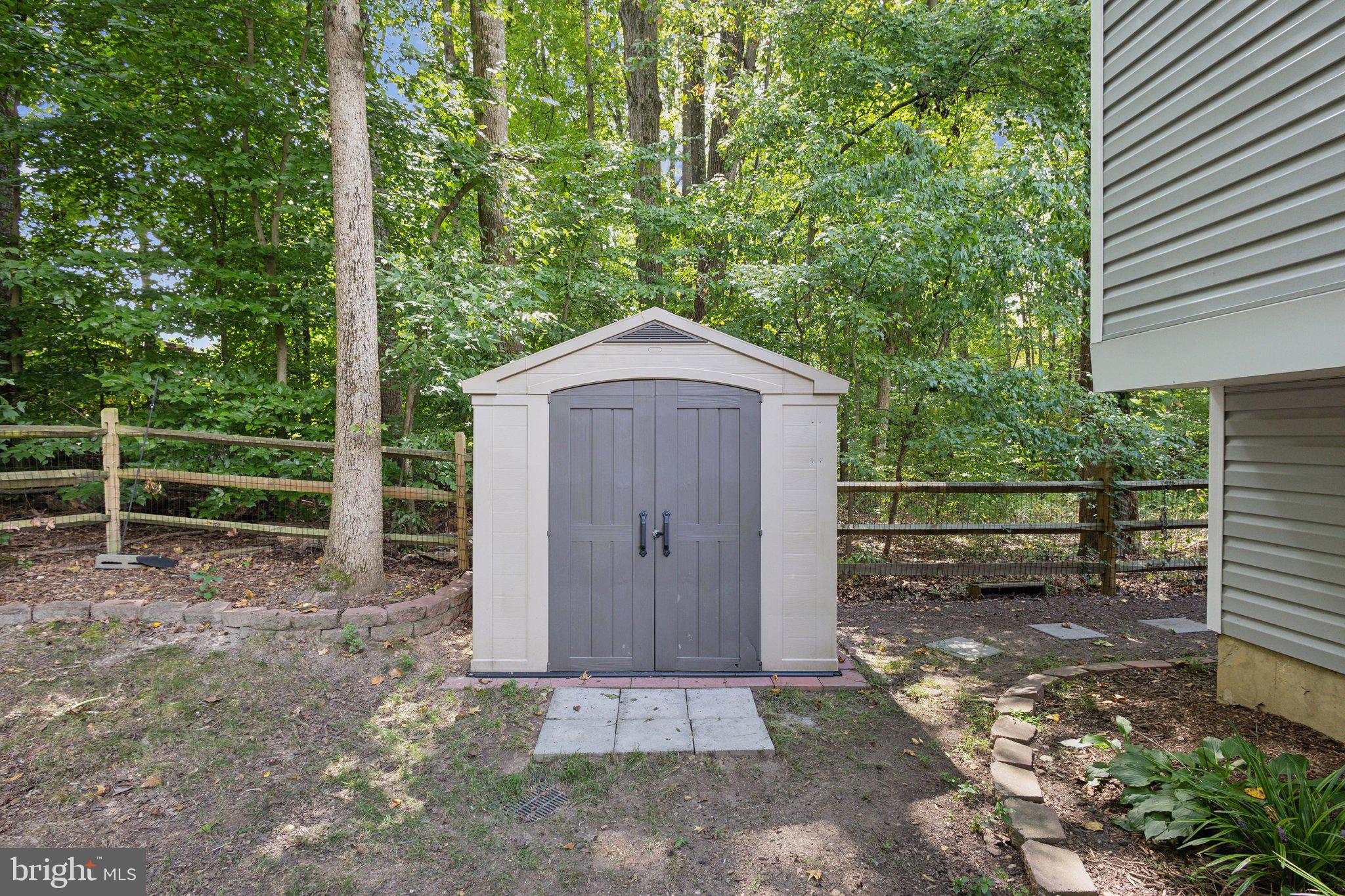 NEWINGTON FOREST - Residential