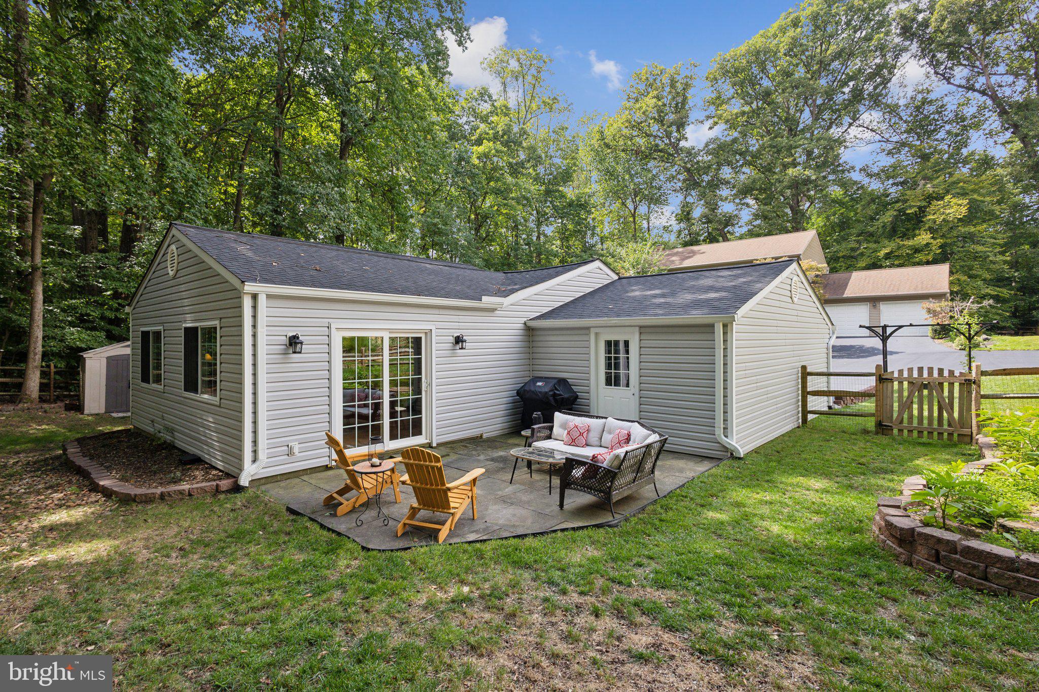 NEWINGTON FOREST - Residential