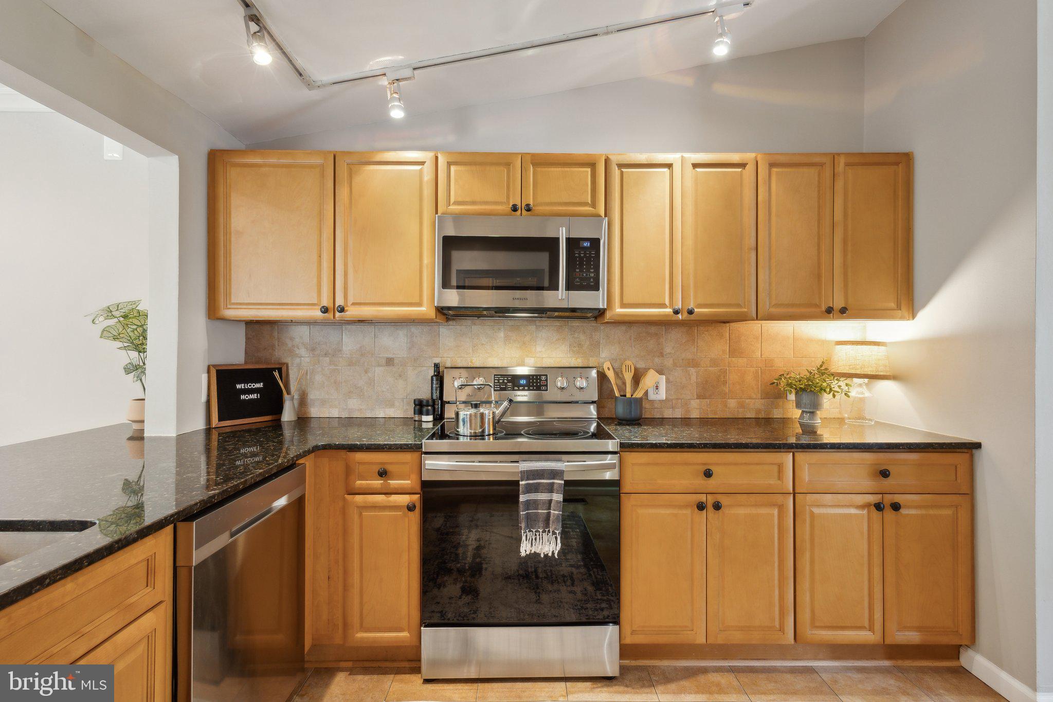 NEWINGTON FOREST - Residential