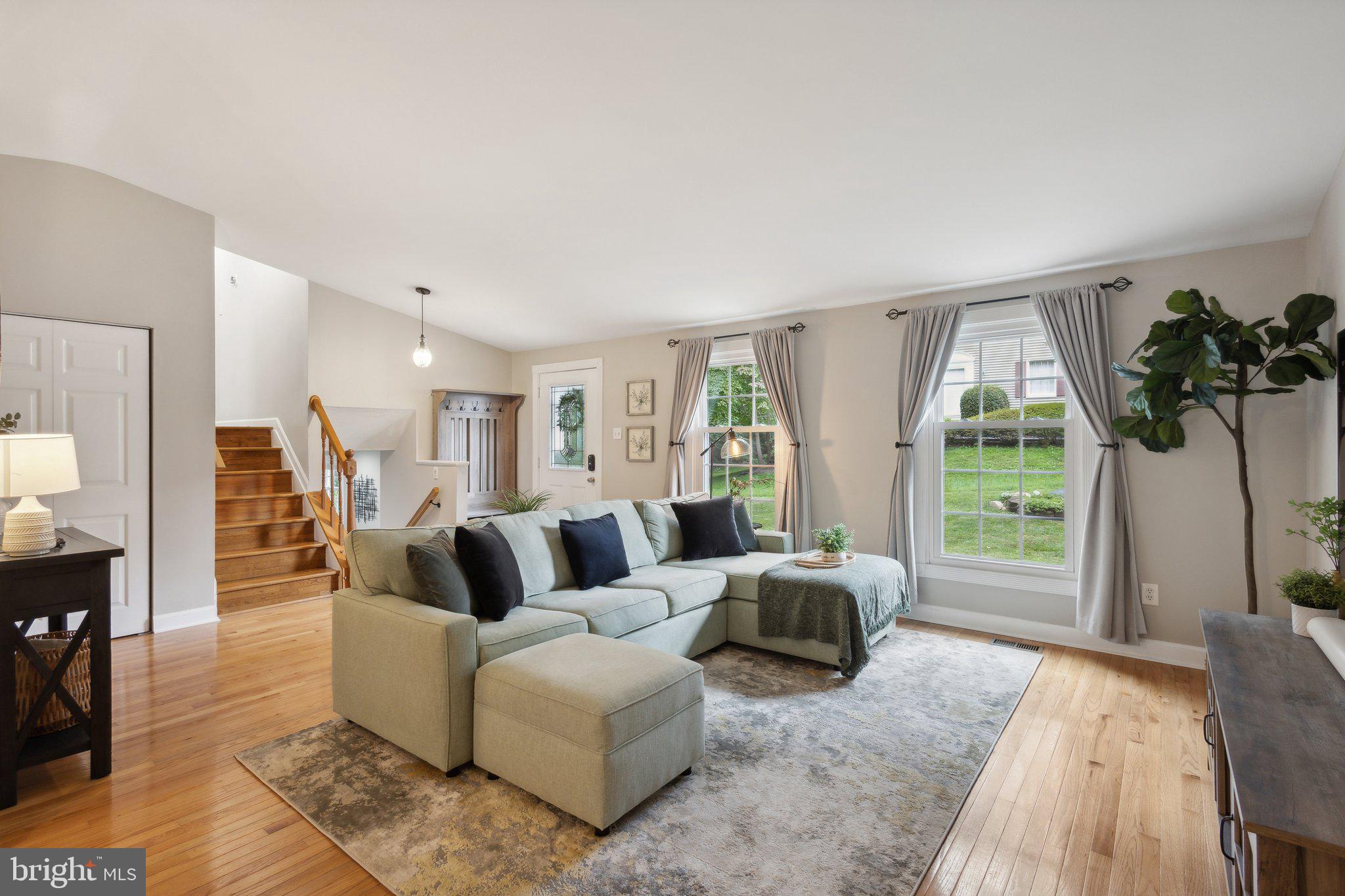 NEWINGTON FOREST - Residential