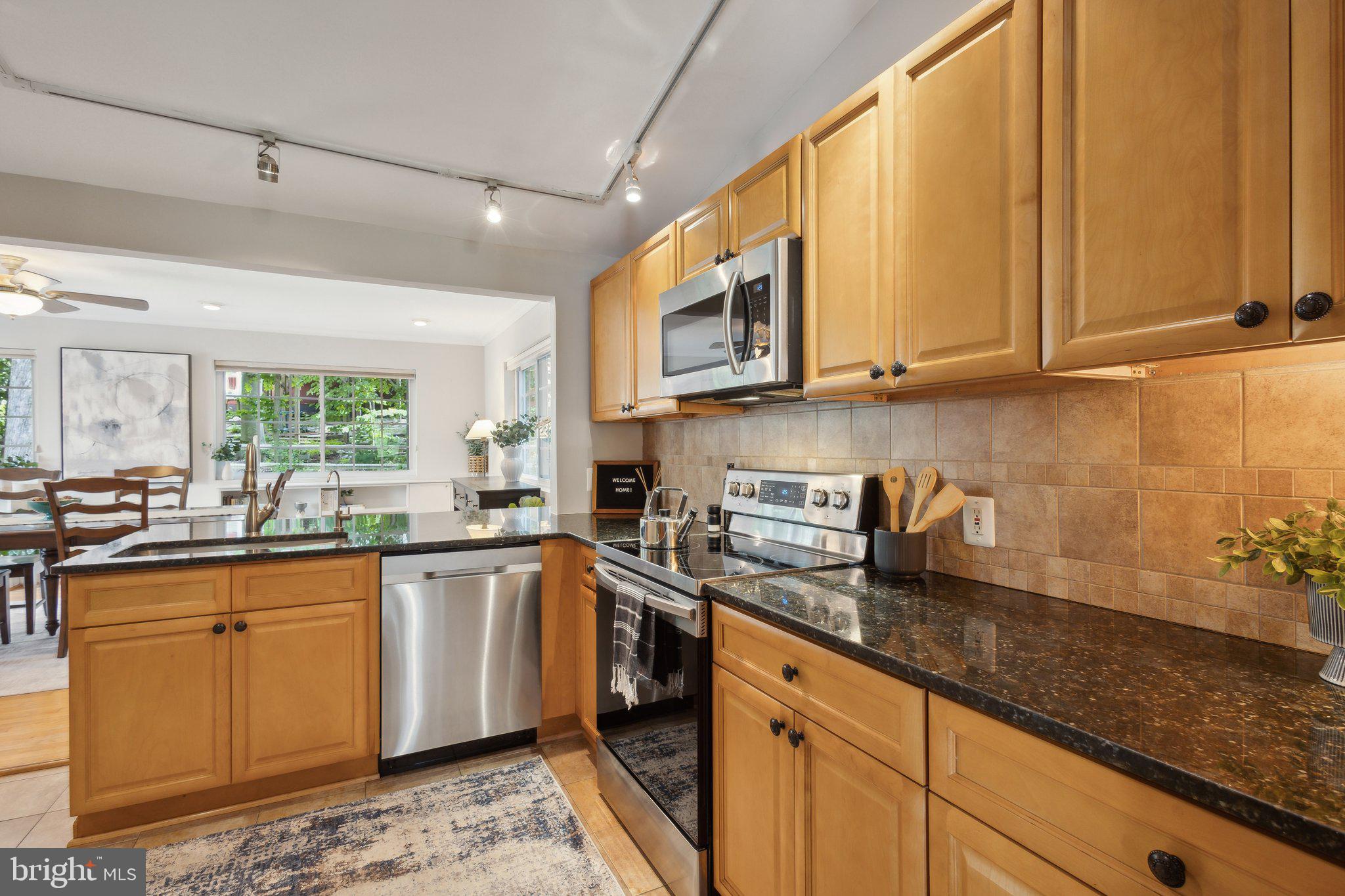 NEWINGTON FOREST - Residential