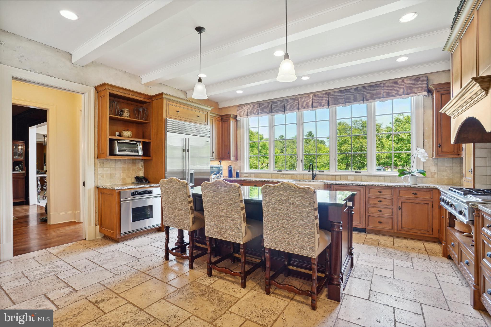 POTOMAC OUTSIDE - Residential