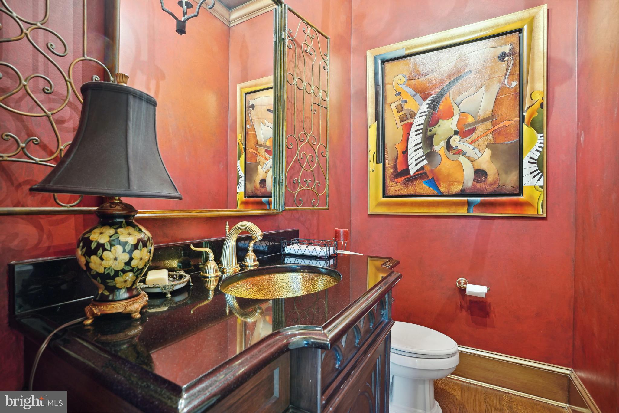 POTOMAC OUTSIDE - Residential