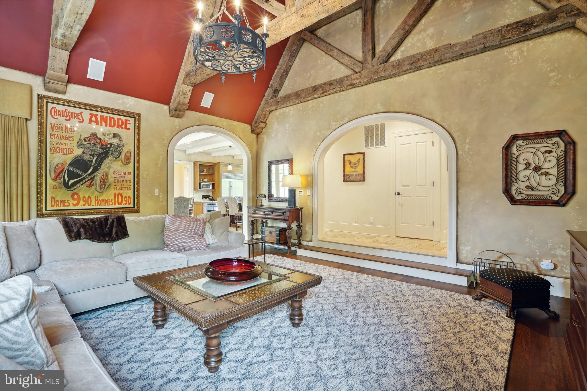 POTOMAC OUTSIDE - Residential