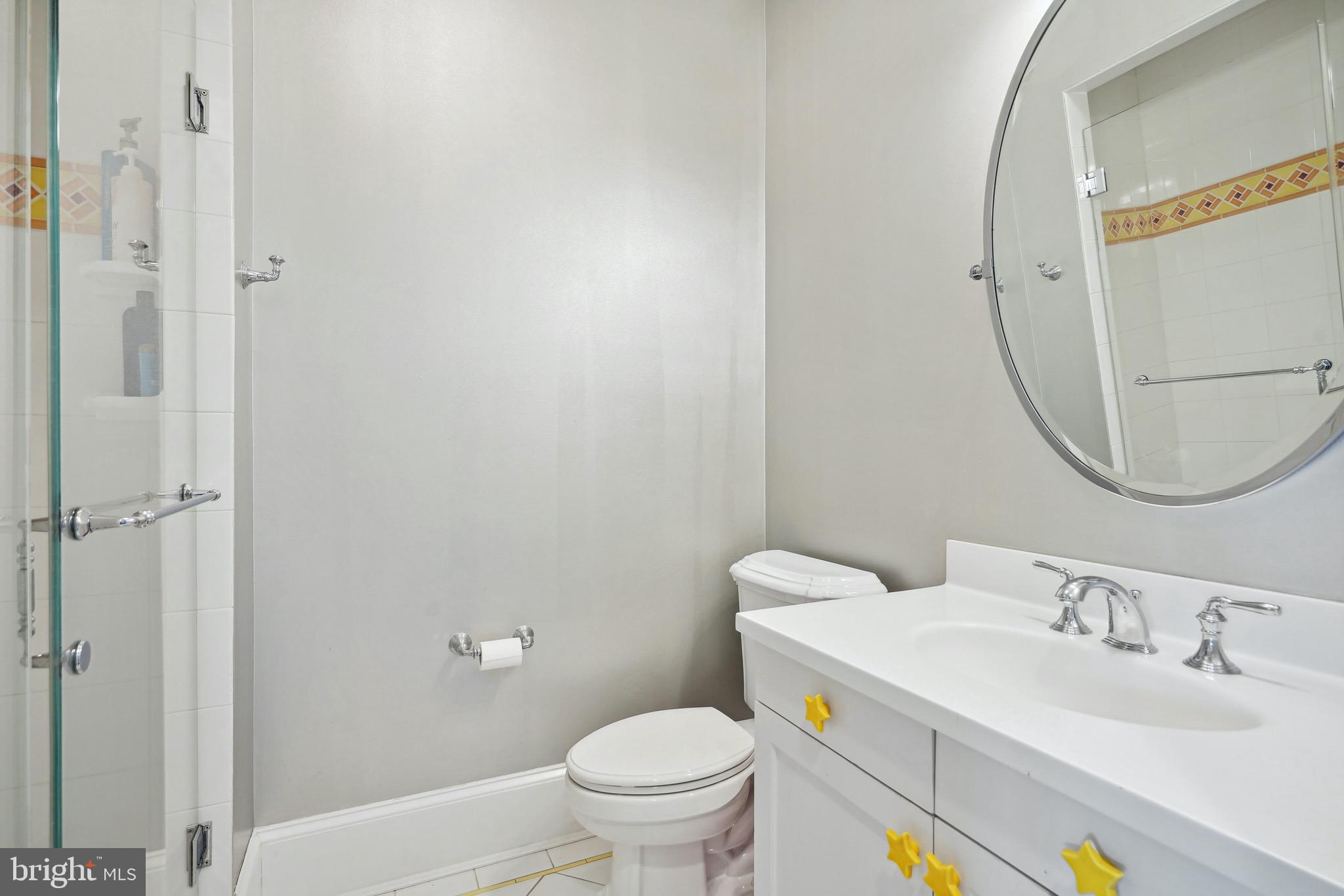 POTOMAC OUTSIDE - Residential