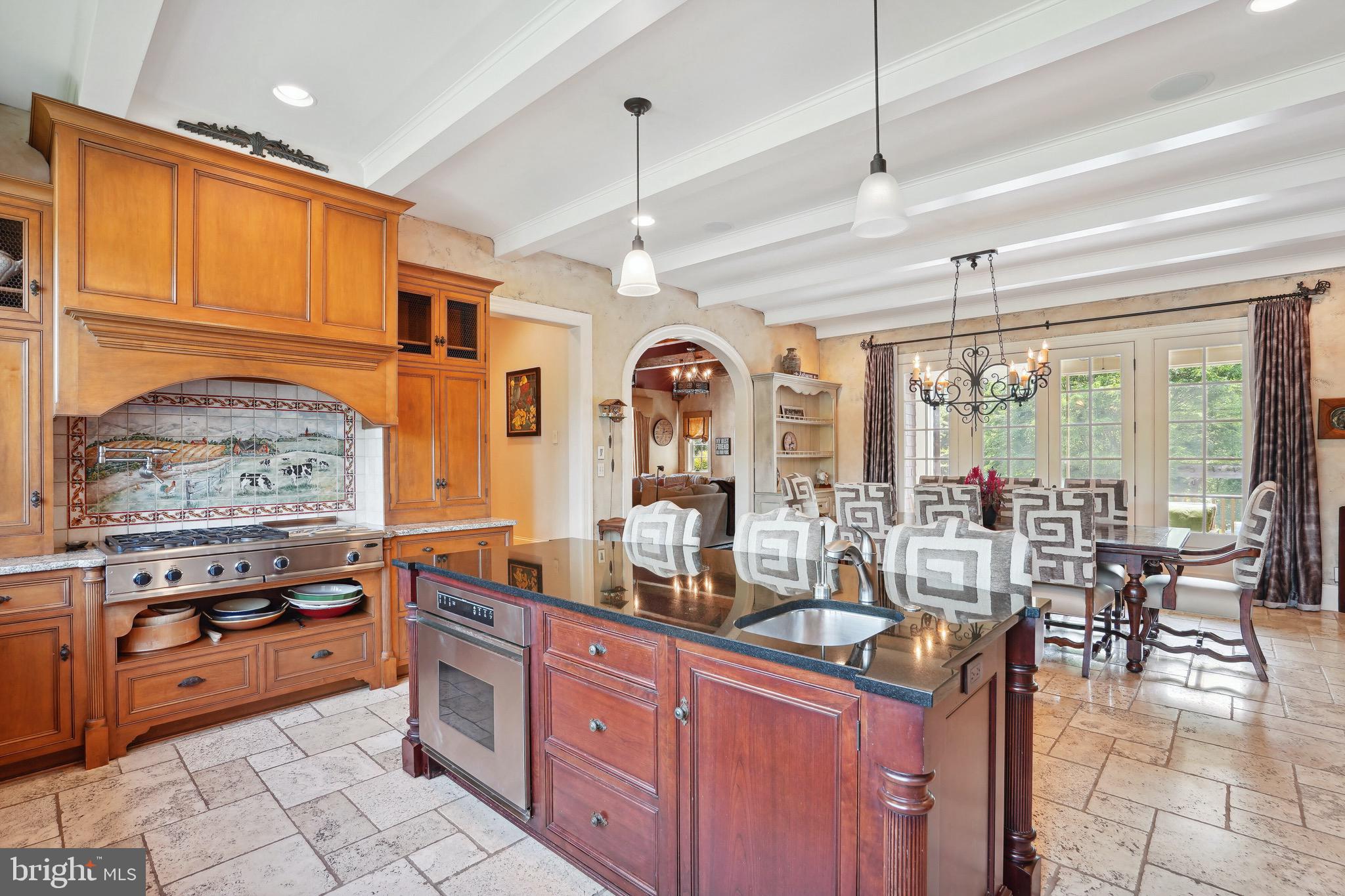 POTOMAC OUTSIDE - Residential