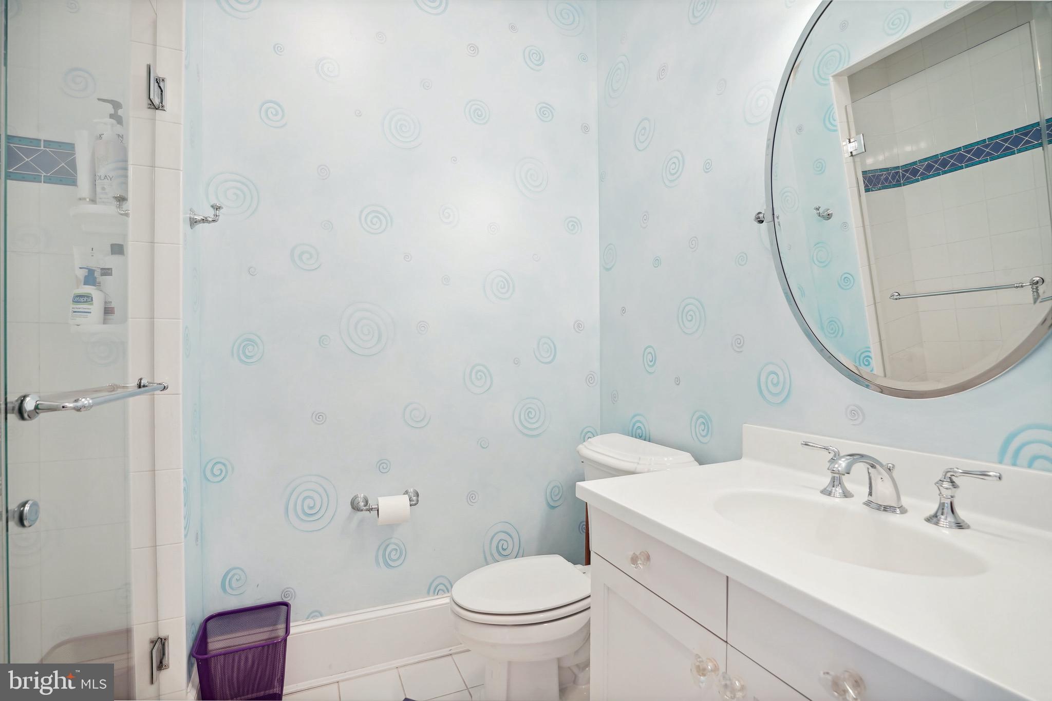 POTOMAC OUTSIDE - Residential