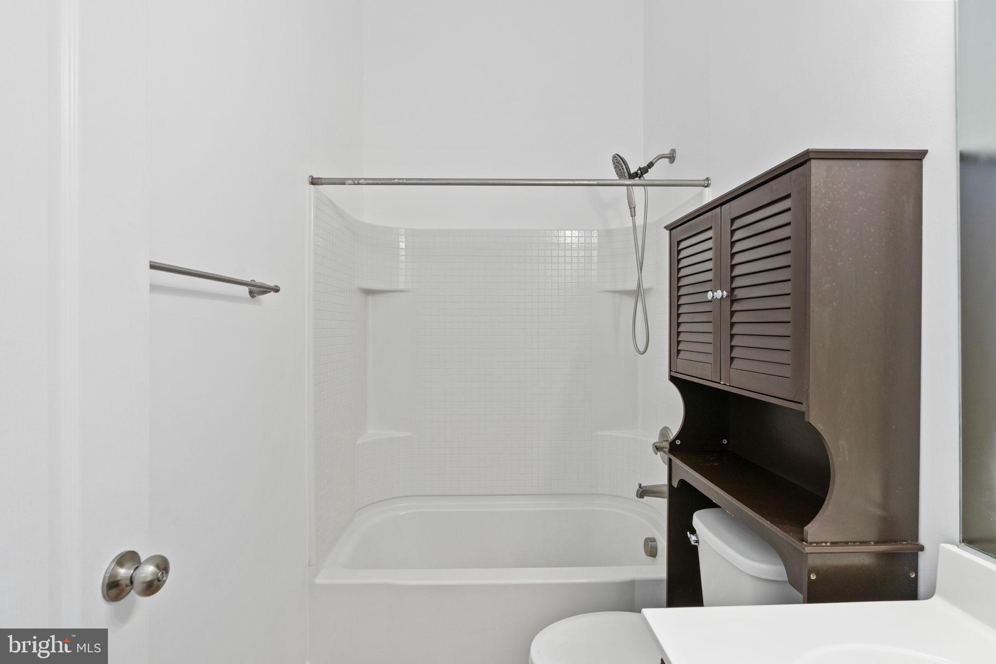 COLONIAL FORGE - Residential