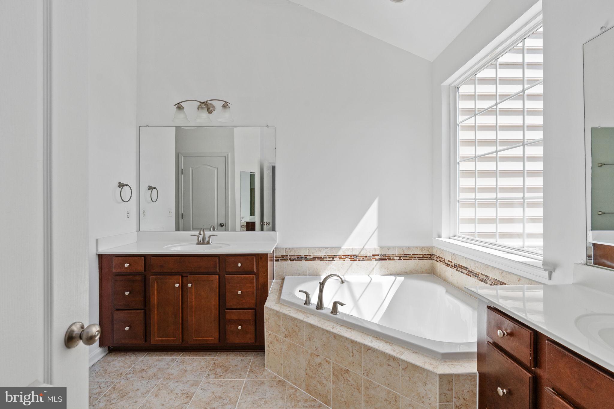 COLONIAL FORGE - Residential