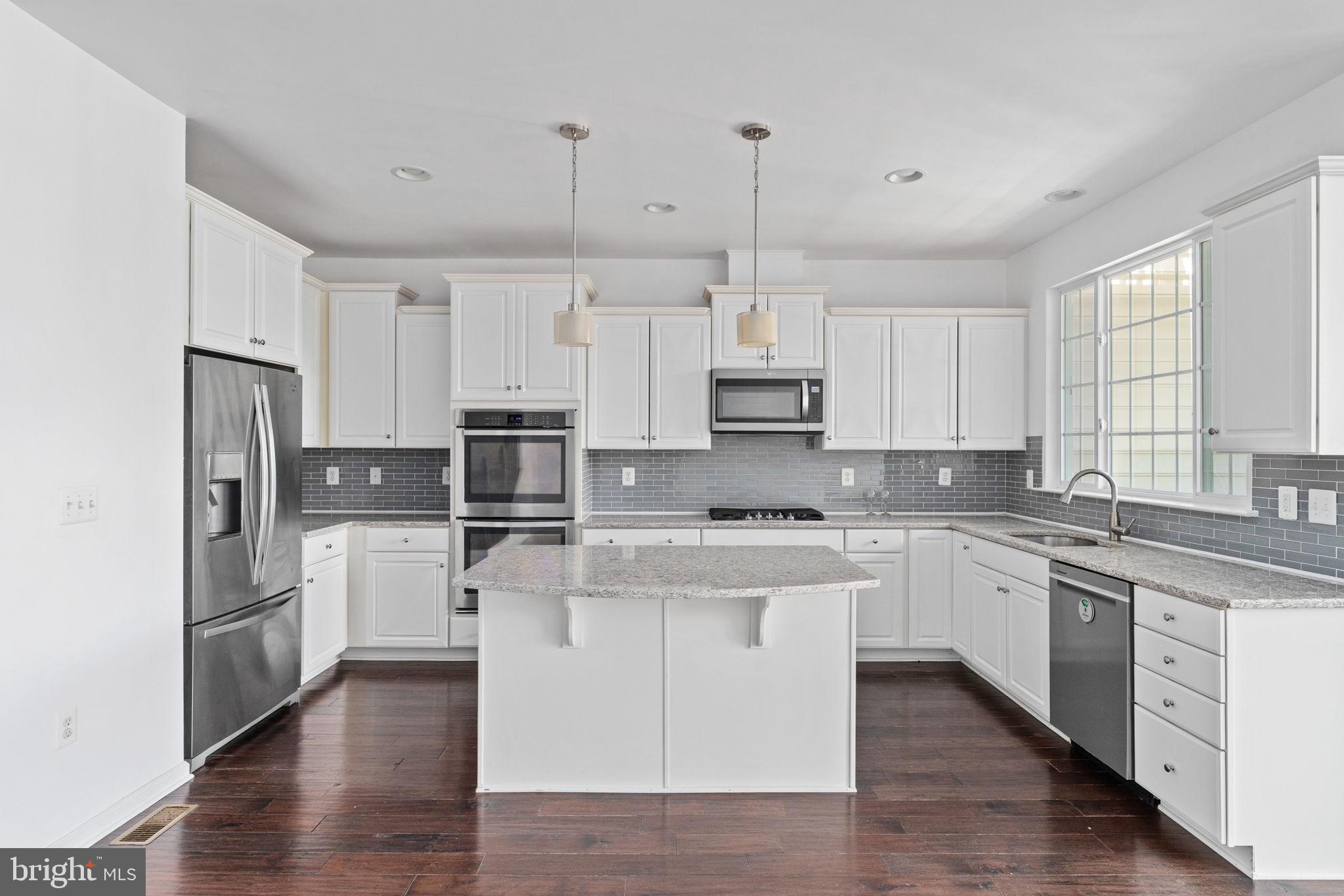 COLONIAL FORGE - Residential