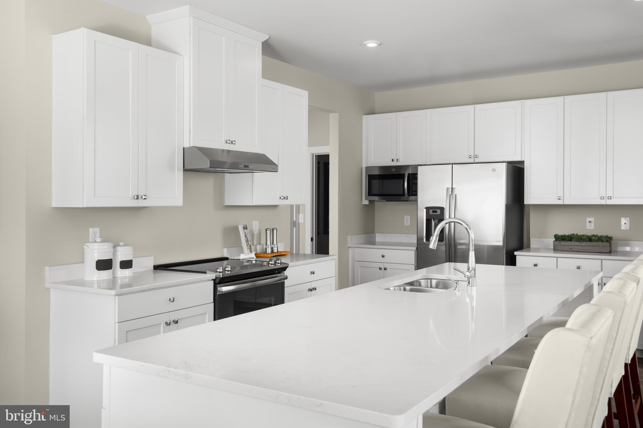 LOT 52 WALLACE BOULEVARD