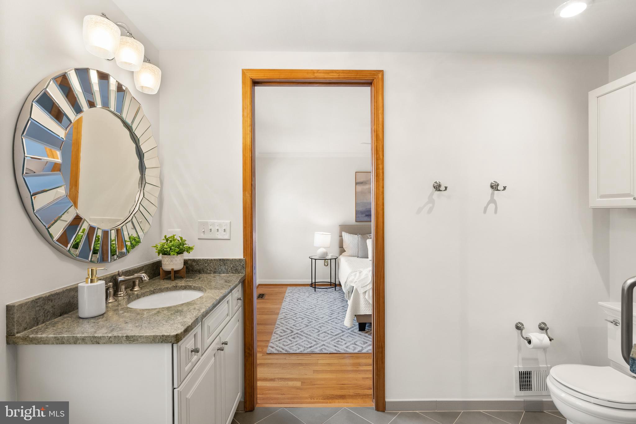 RESTON - Residential