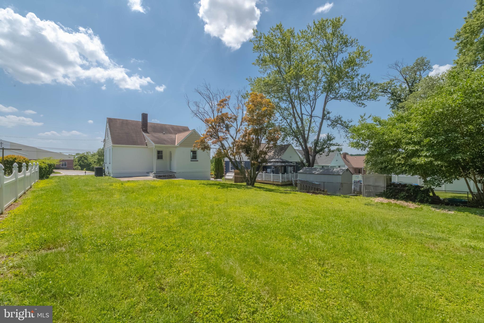 PERRYHALL - Residential