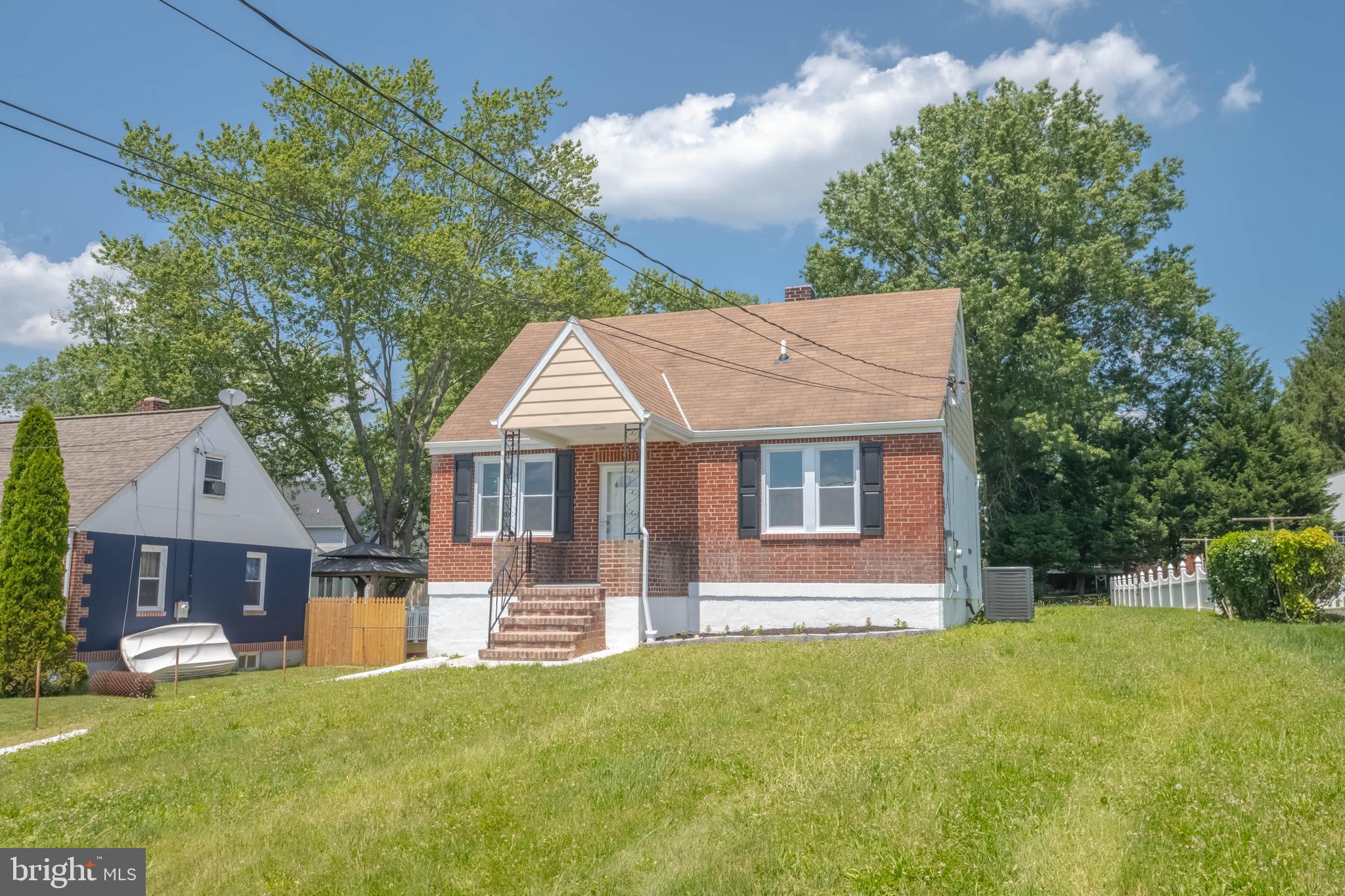 PERRYHALL - Residential