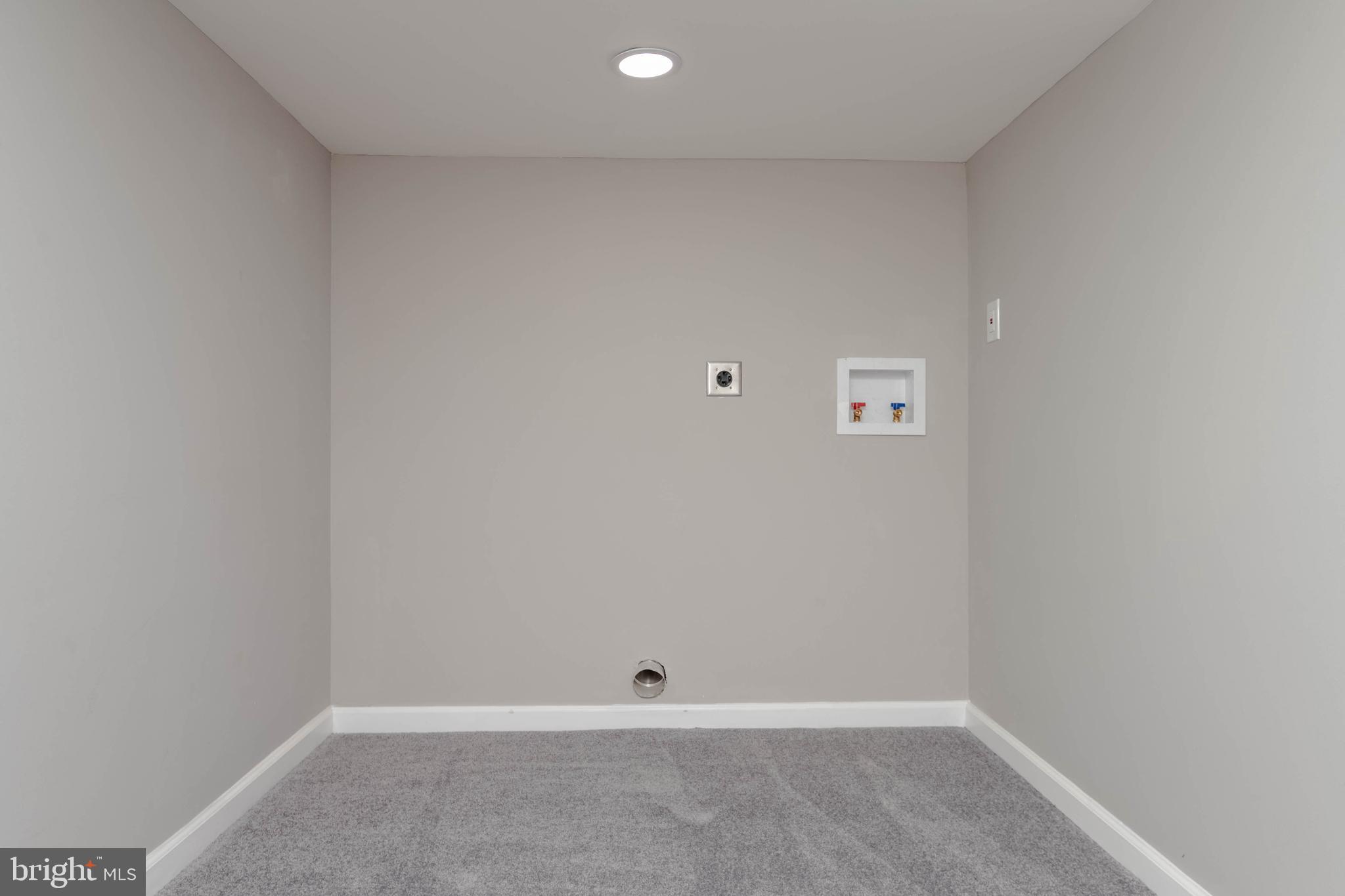 PERRYHALL - Residential