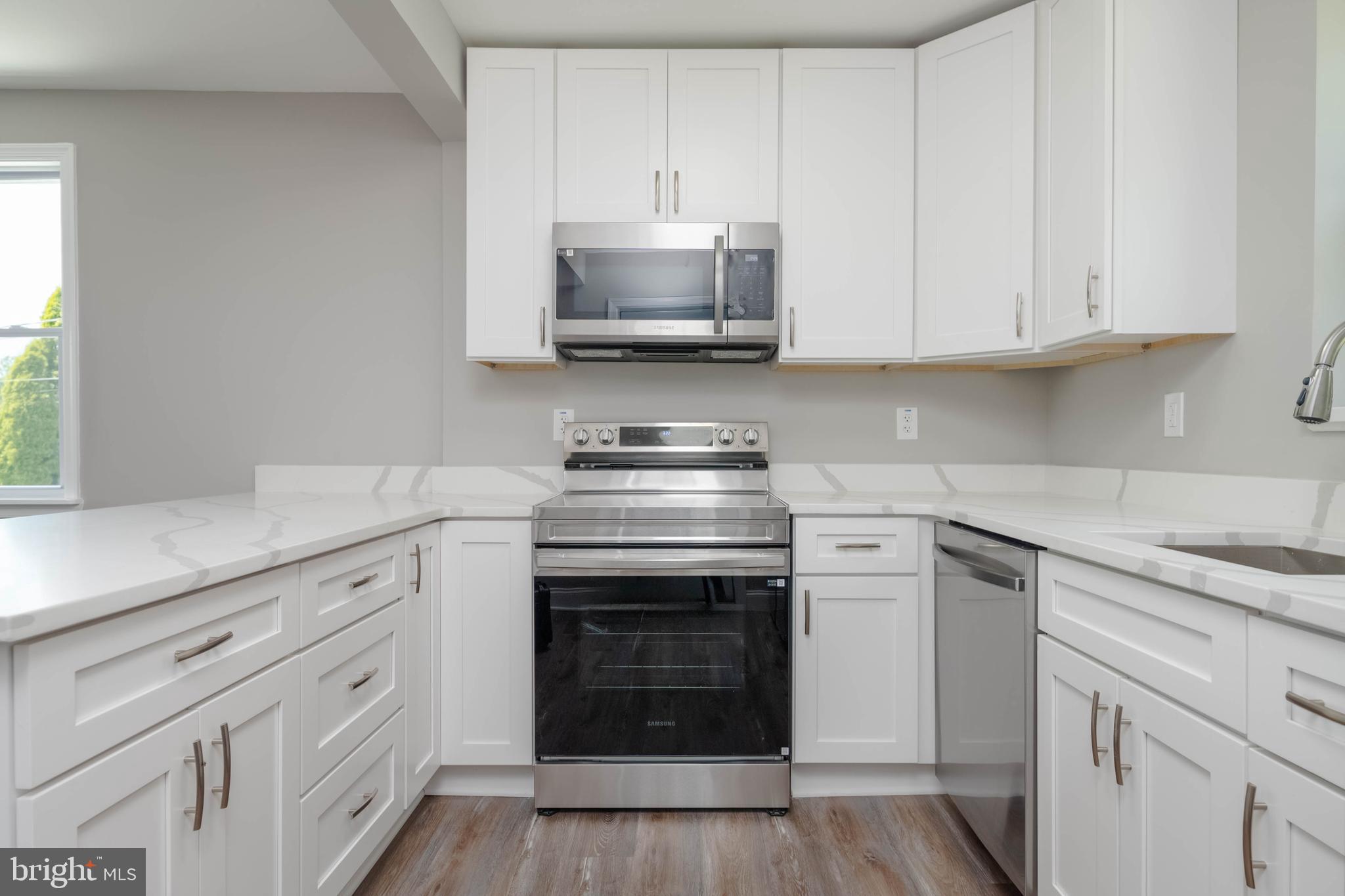 PERRYHALL - Residential