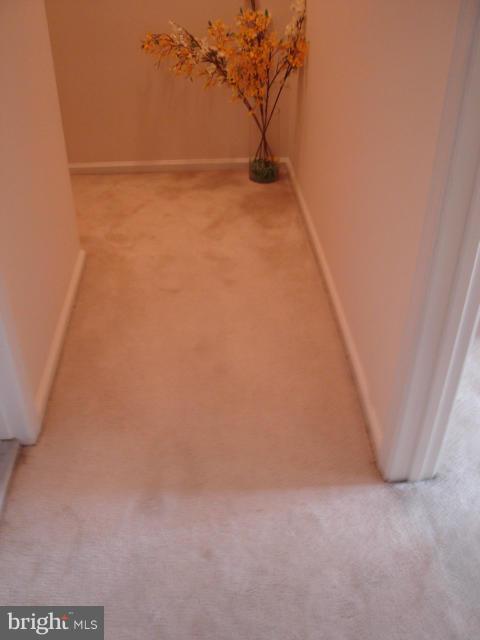 DUNN LORING VILLAGE - Residential Lease