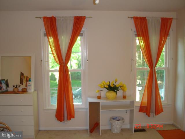 DUNN LORING VILLAGE - Residential Lease