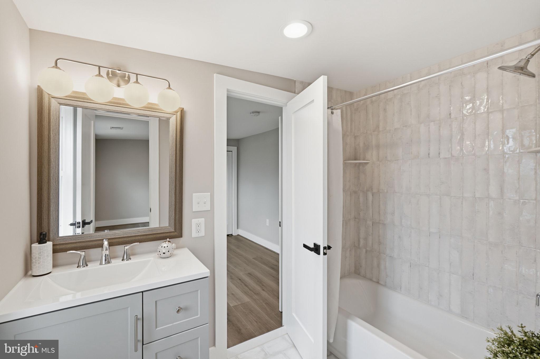 PARKWOOD - Residential