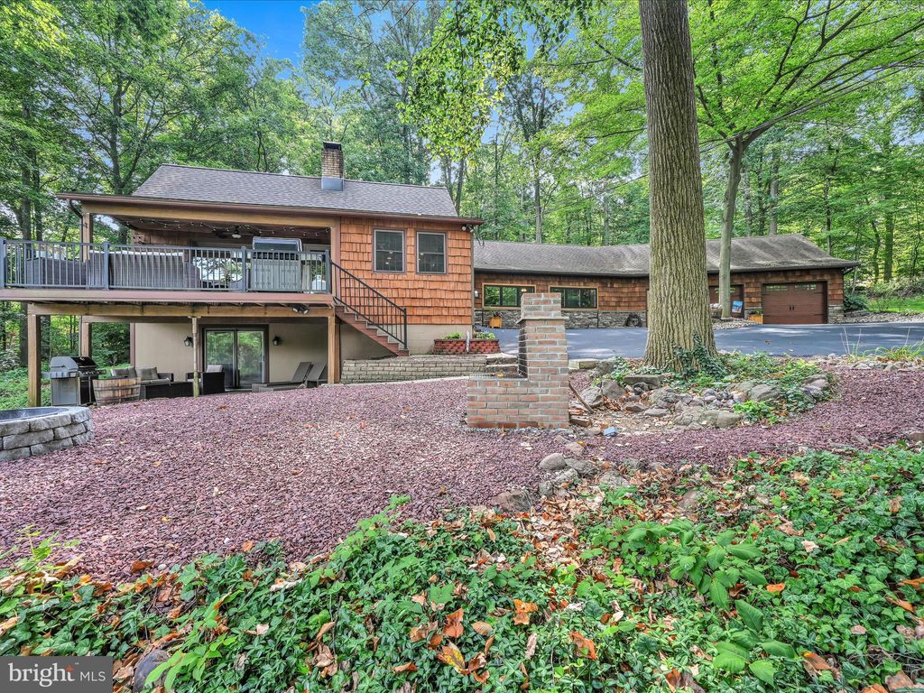 Photo of 240 PINE CREST DR, DENVER, PA 17517 (MLS # PALA2039520)