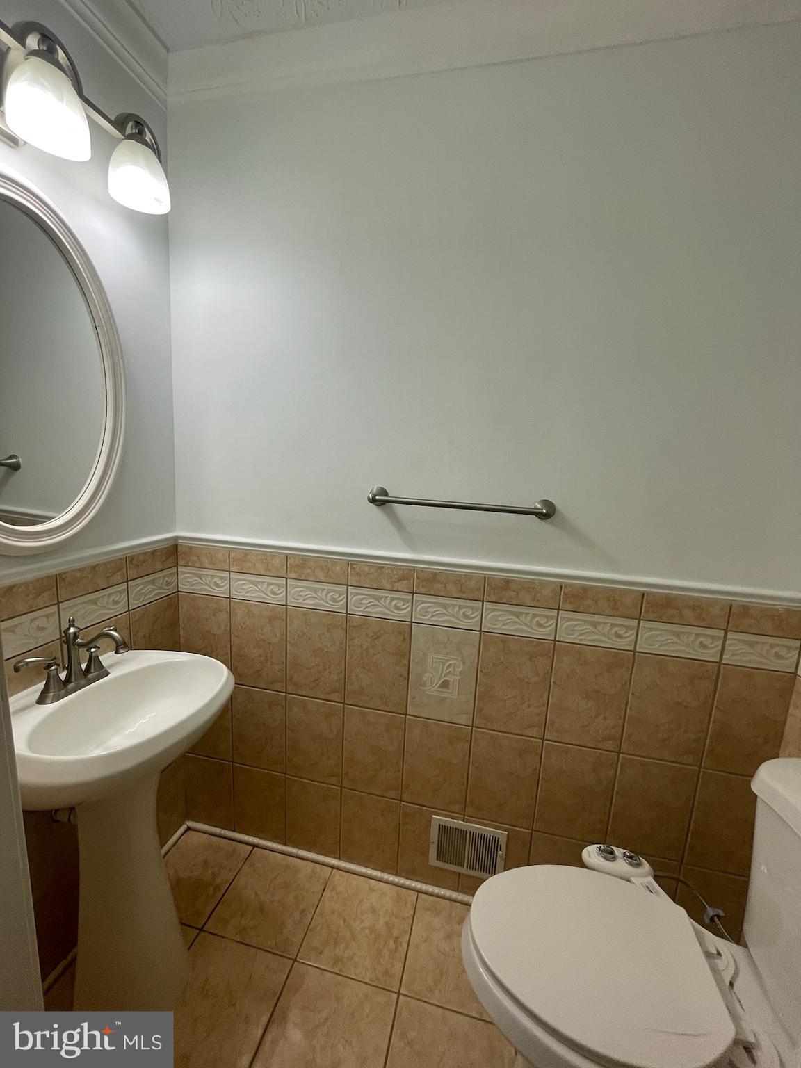 ARBOR WEST - Residential