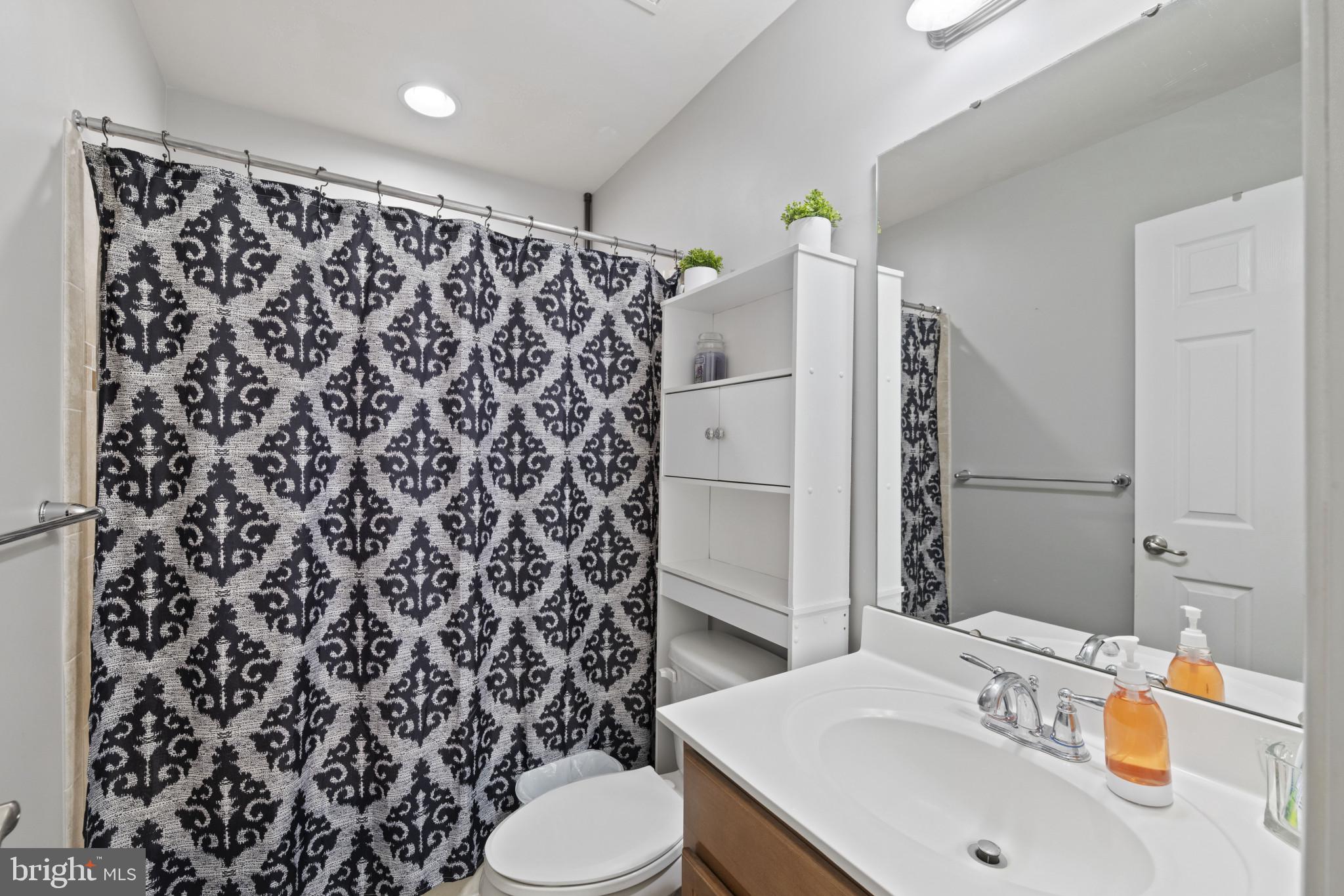 HALLIE HILL FARM - Residential