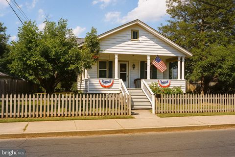 1328 MAPLE AVENUE HALETHORPE MD 21227