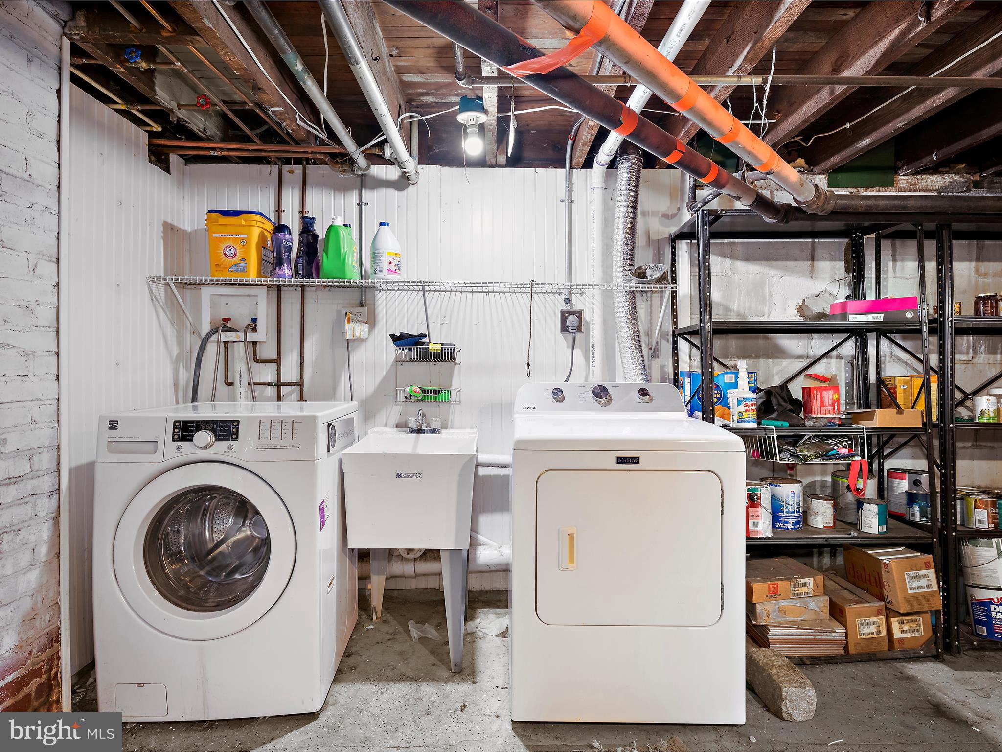 ARBUTUS TERRACE - Residential