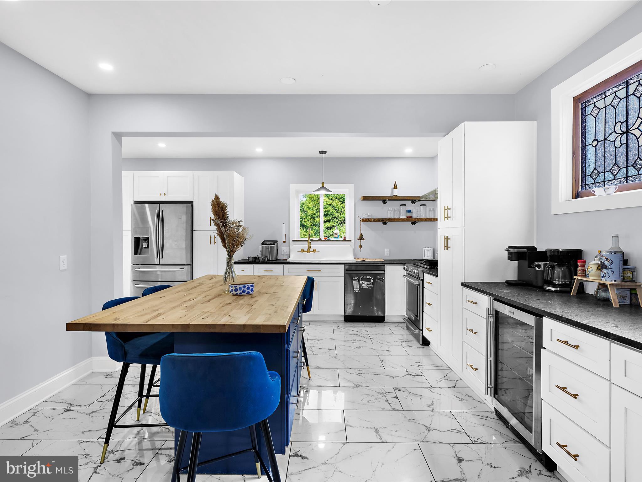 ARBUTUS TERRACE - Residential