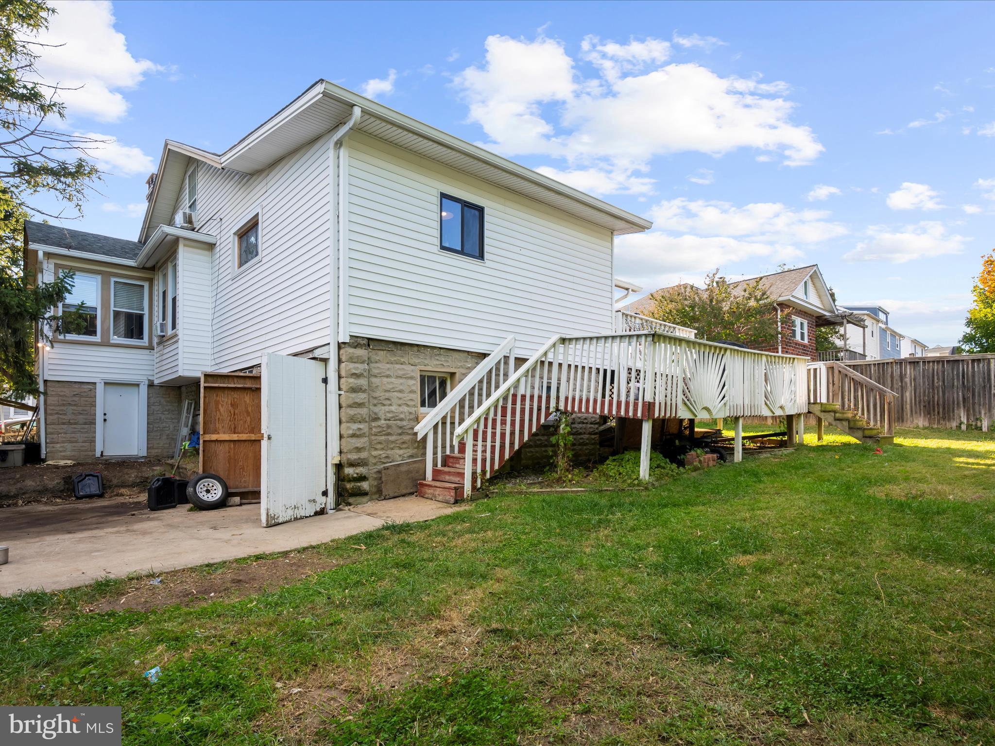 ARBUTUS TERRACE - Residential