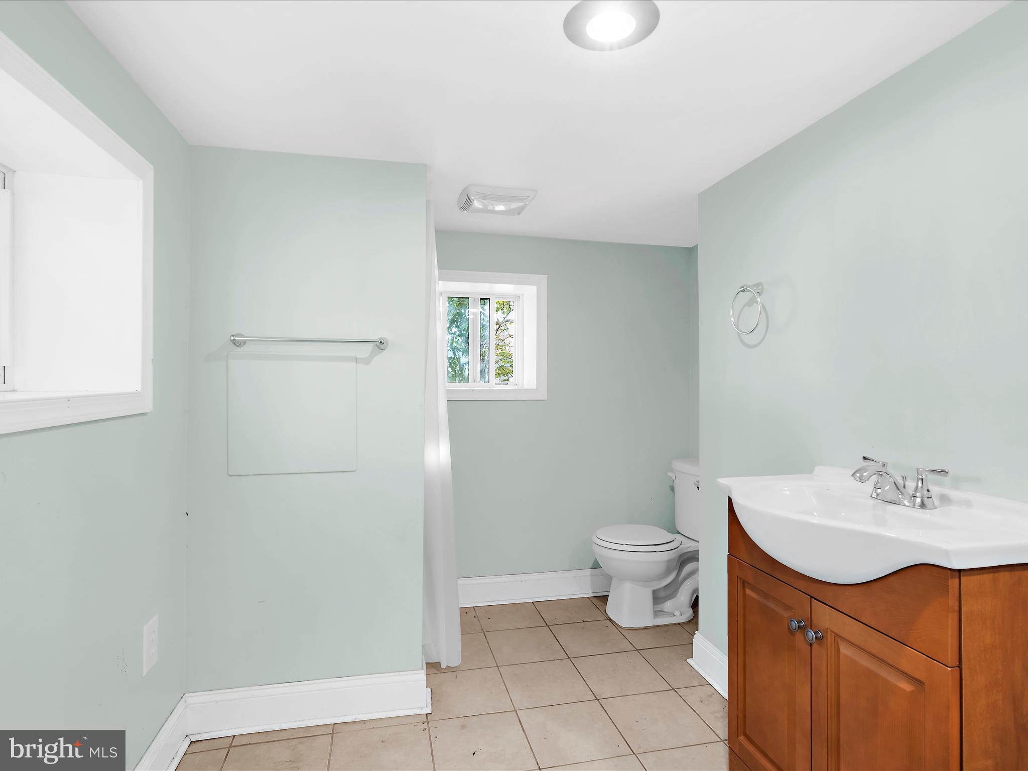 ARBUTUS TERRACE - Residential