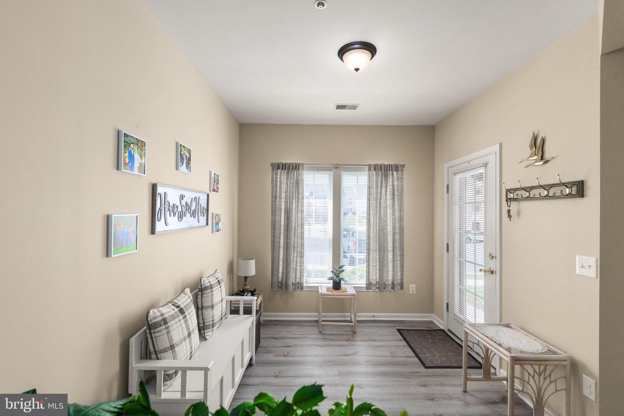 VILLAGE GREEN - Residential