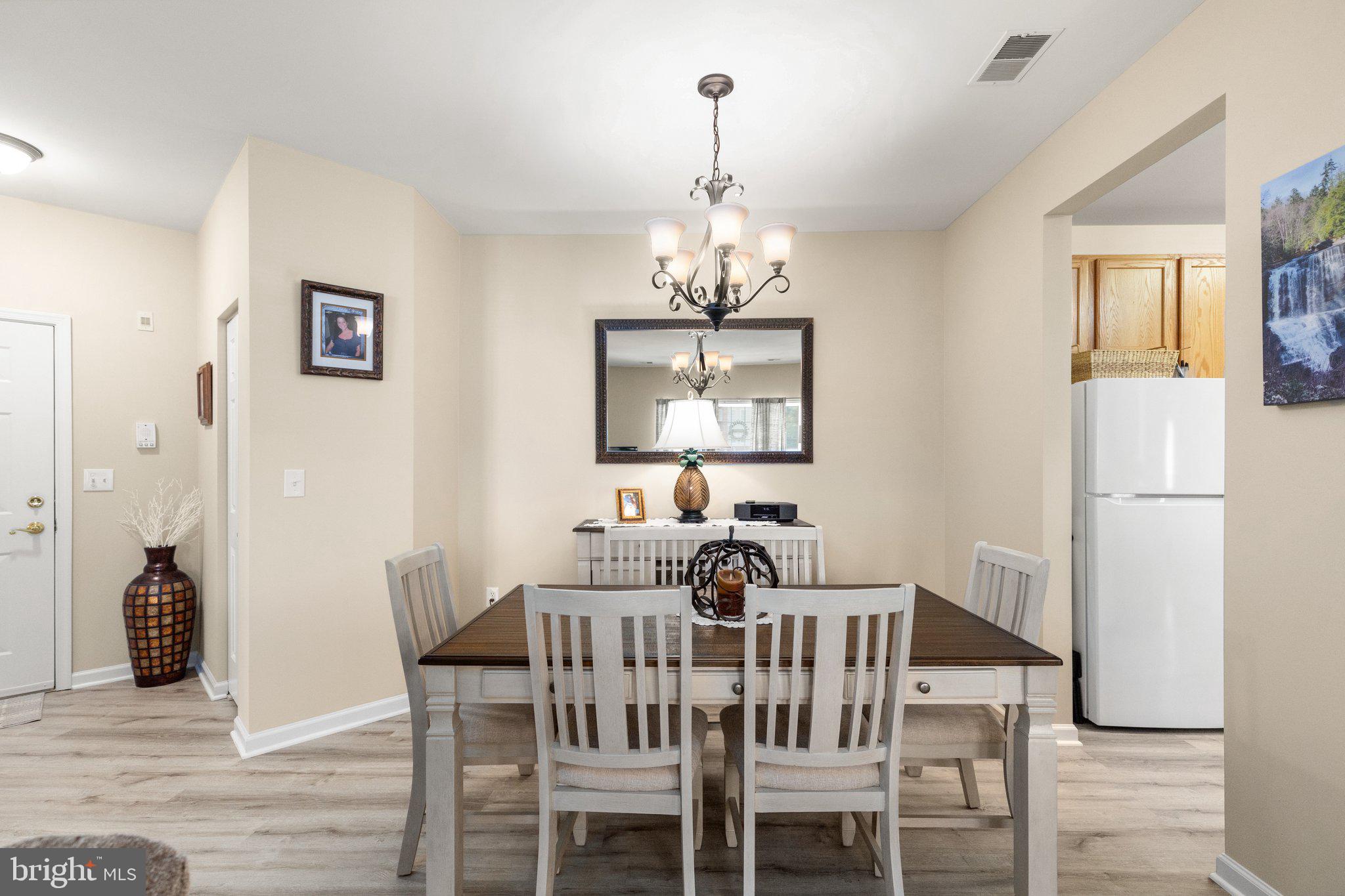 VILLAGE GREEN - Residential