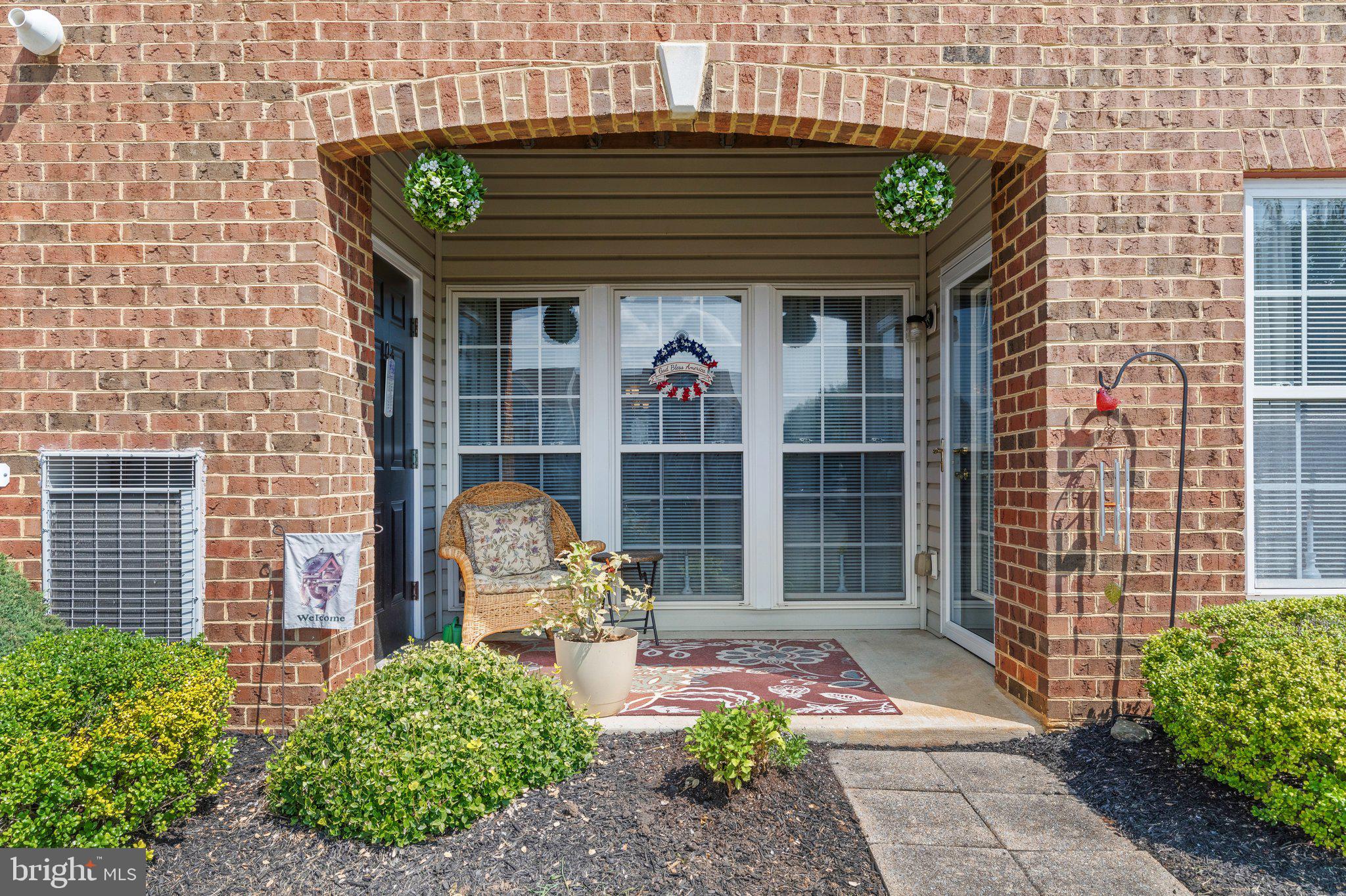 VILLAGE GREEN - Residential